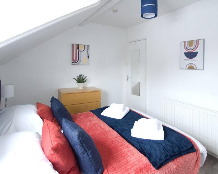 City Centre 4 Bedroom House Winchester Exterior foto