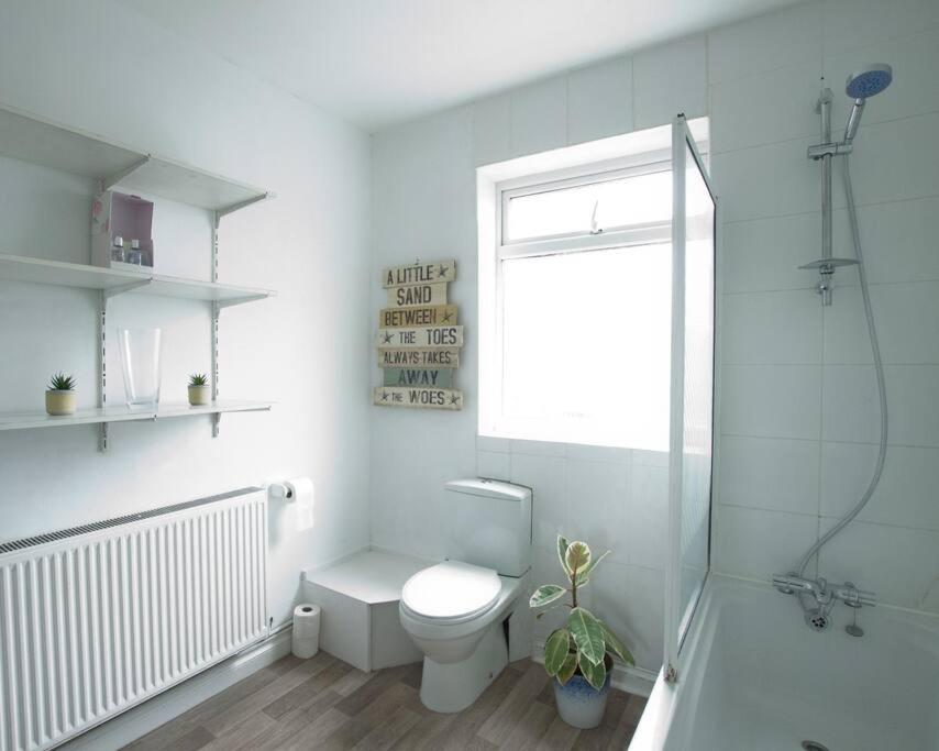 City Centre 4 Bedroom House Winchester Exterior foto