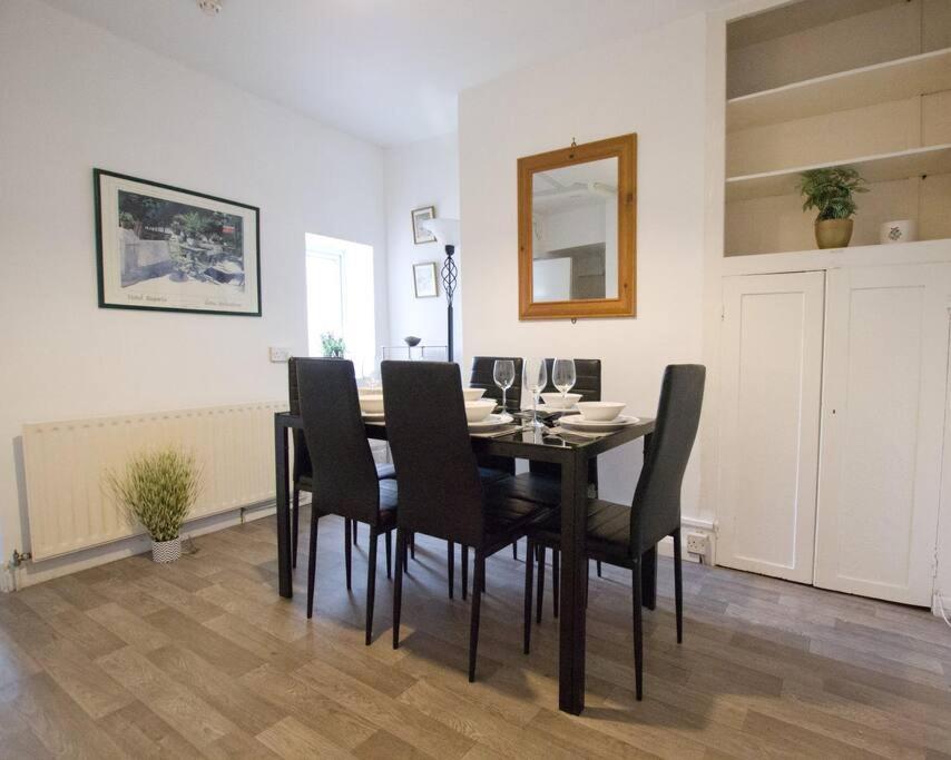 City Centre 4 Bedroom House Winchester Exterior foto